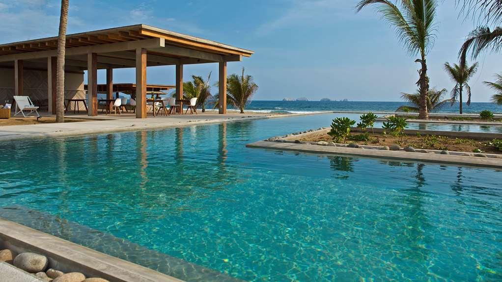 Marea Beachfront Villas Zihuatanejo Facilities photo